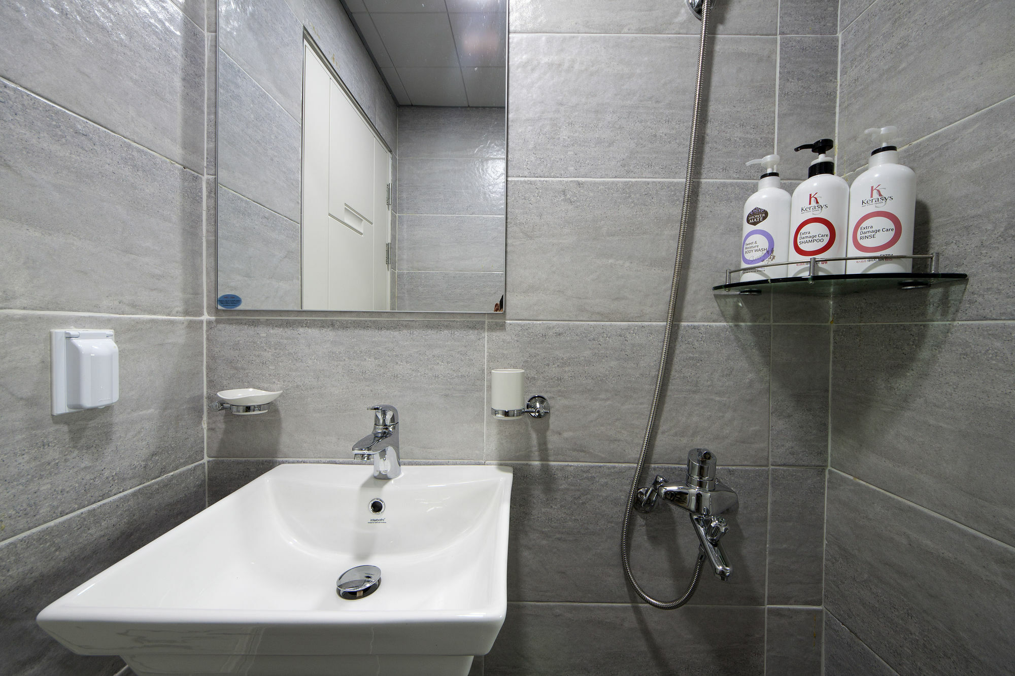 K-Guesthouse Dongdaemun 4 Сеул Екстериор снимка